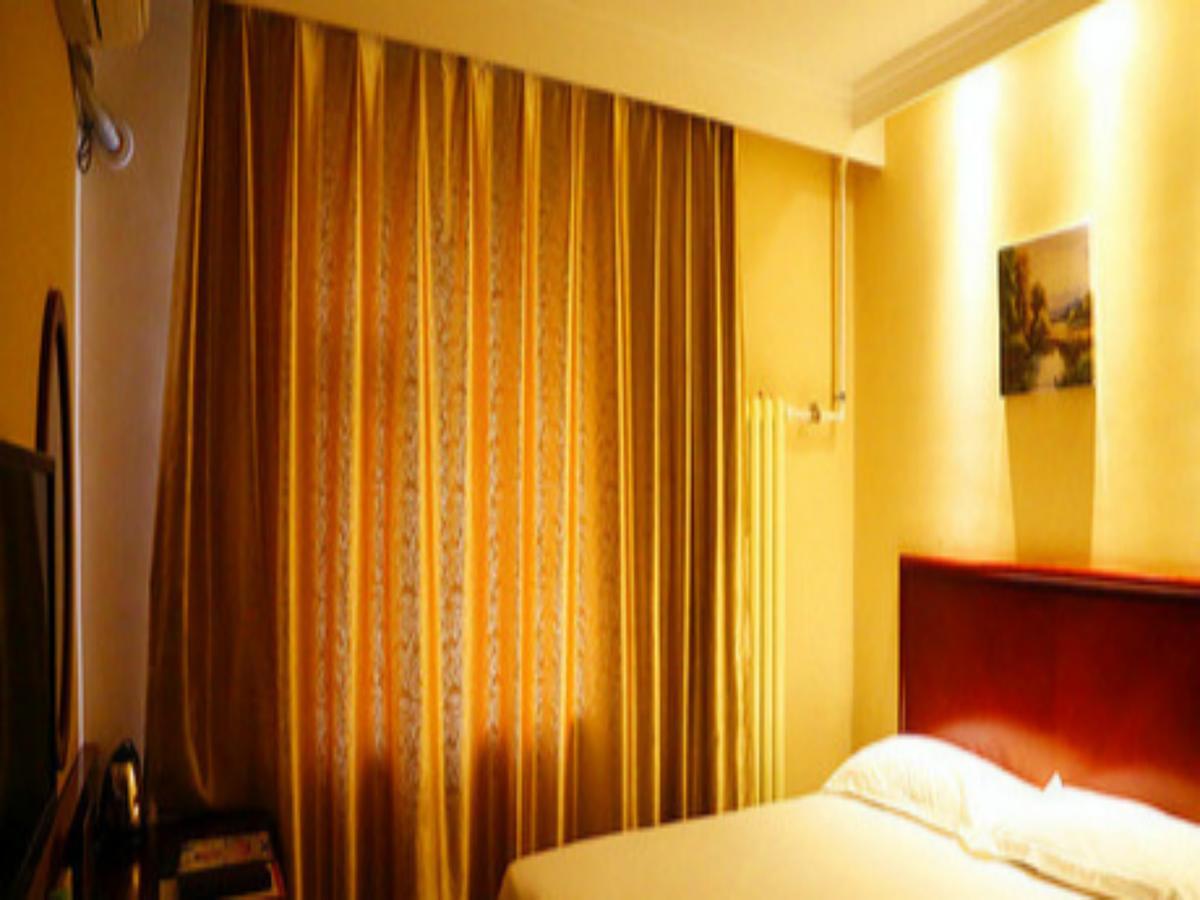 Greentree Inn Beijing Huairou Qingchun Road Express Hotel Екстер'єр фото